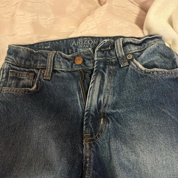 Arizona Women's Blue and Navy Jeans - Picture 2 of 3